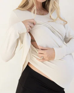 Annie Maternity/ Nursing Soft Nursing Top In Winter White