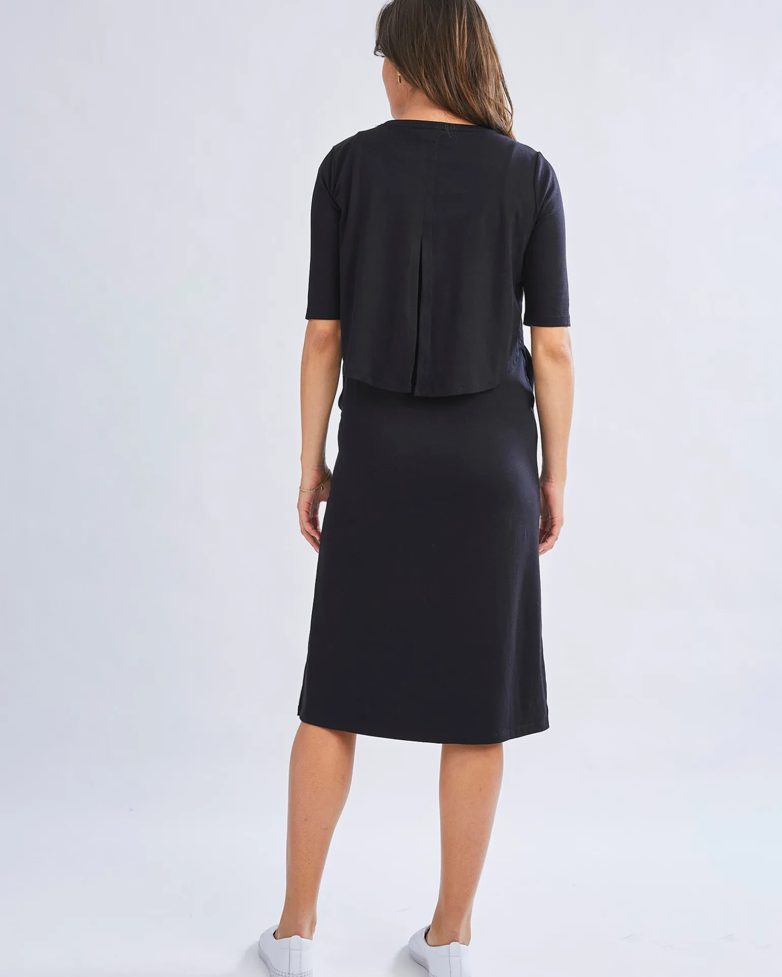 Donna Maternity & Nursing Flip Dress In Black