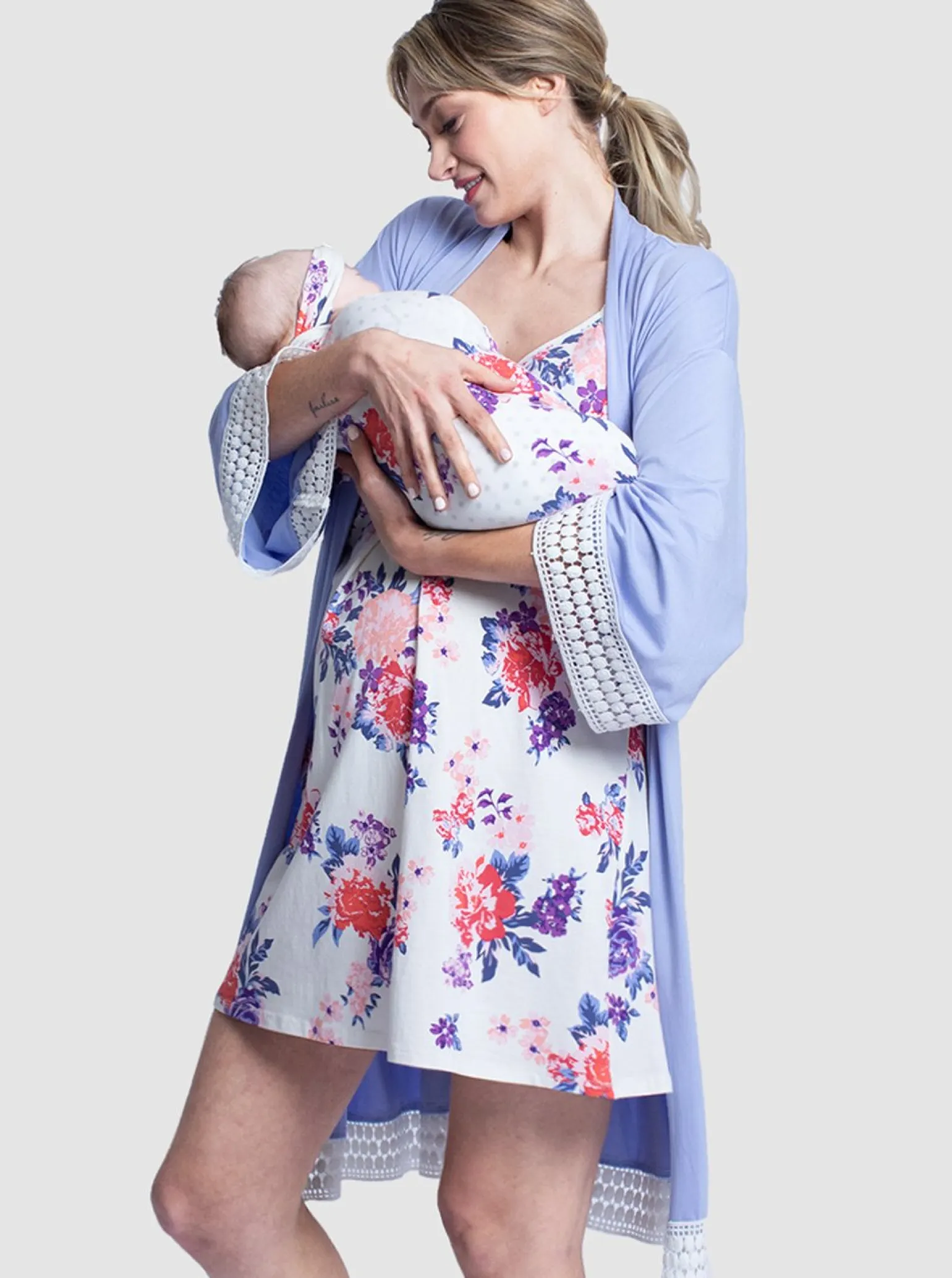Hospital Pack: Nursing Dress + Robe + Free Baby Pouch - Blue & Pink
