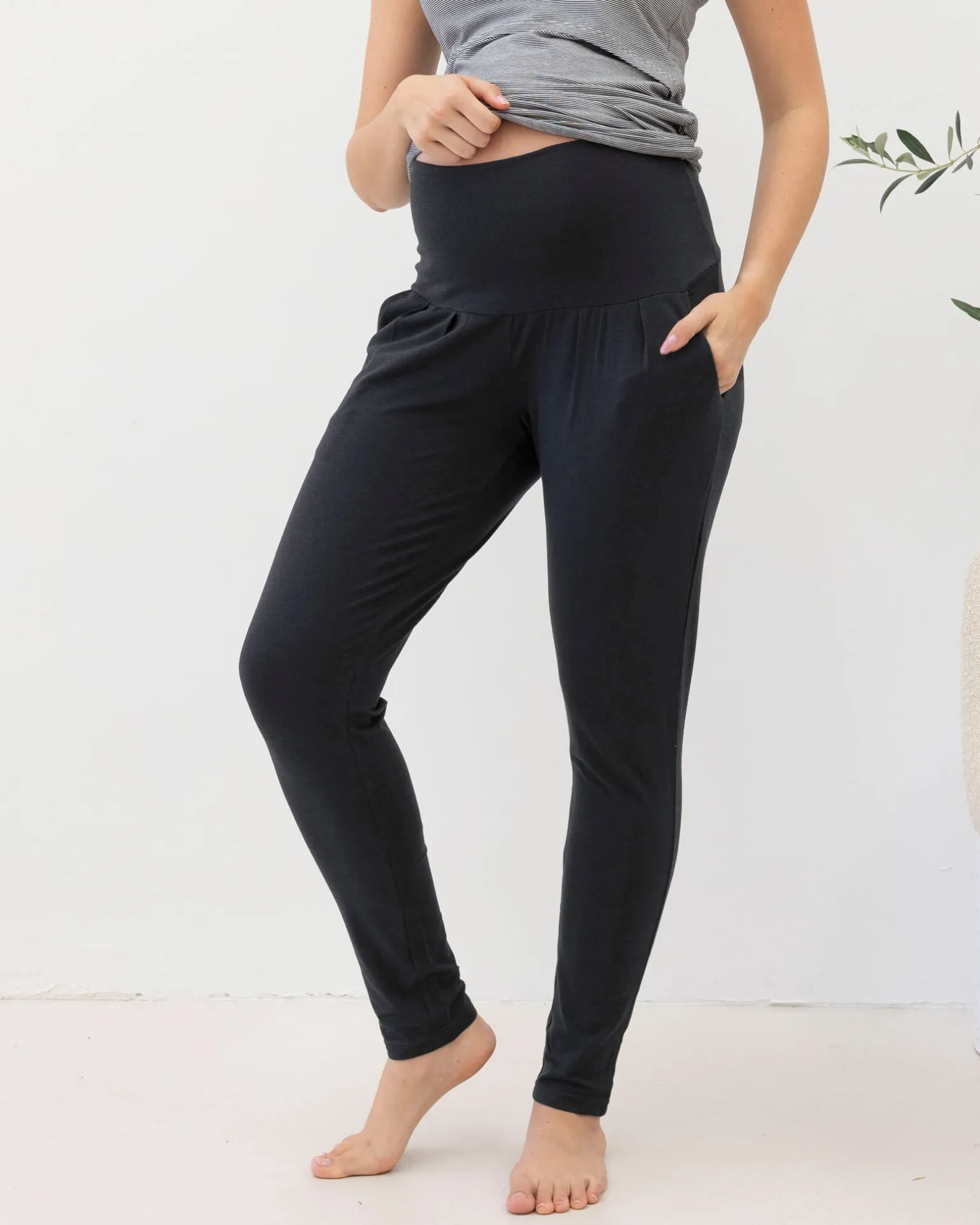 Maternity Comfort Lounge Pants in Black