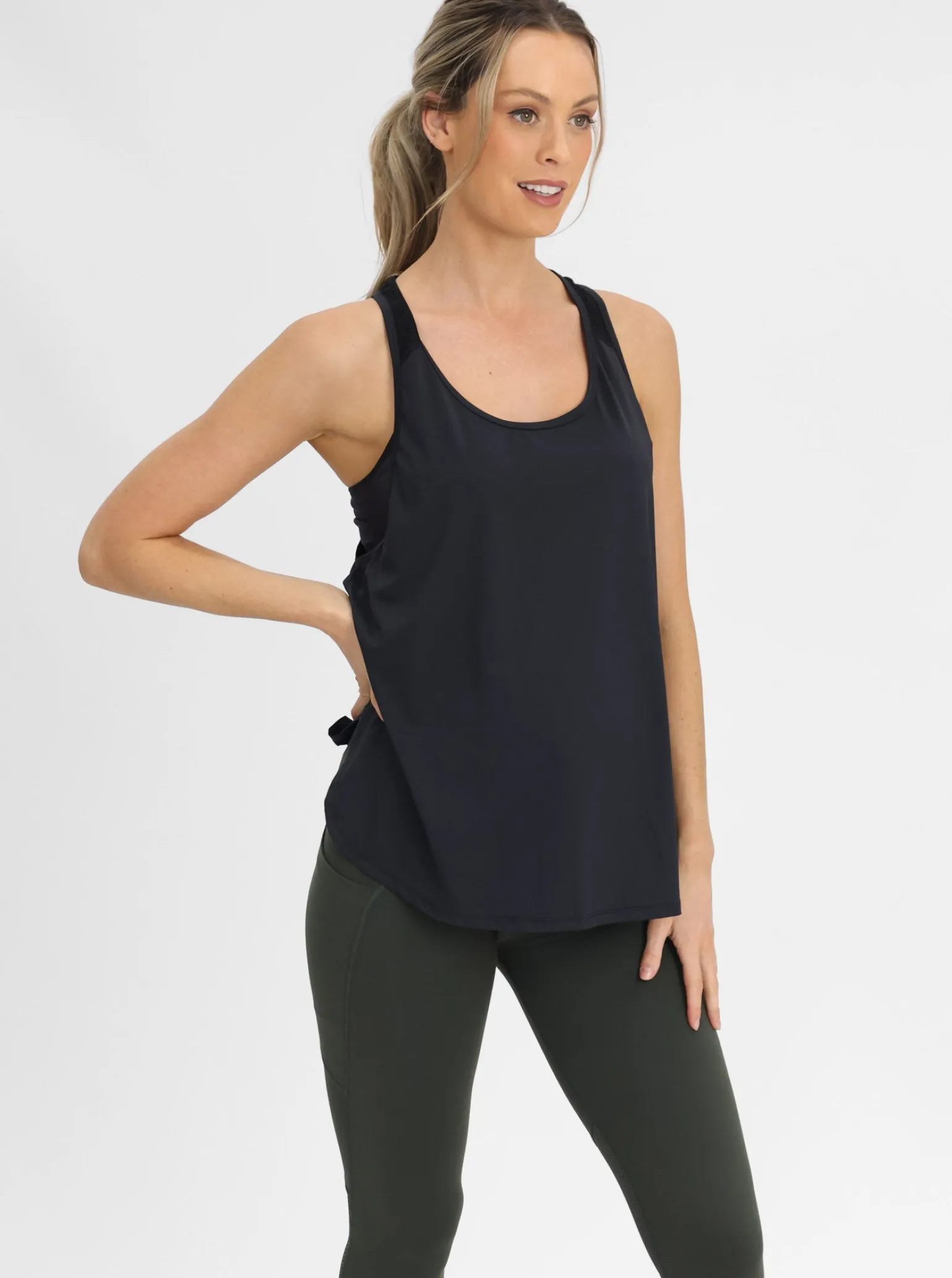 Maternity Gym Tank Top in Black