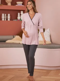 2-piece Maternity/Nursing Loungewear Set in Pink/Grey