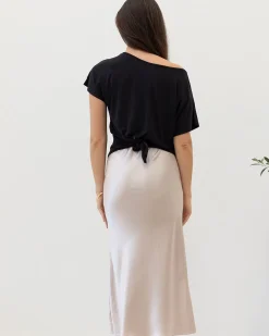 Reversible Tie Front Maternity Top in Black