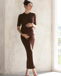 Zélie Wide Rib Maternity Midi Skirt in Chocolate